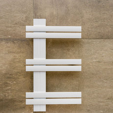 HEATED TOWEL RAIL ALUMINIUM HYDRO TERM NEW GUARDIAN 6 HEATED TOWEL RAIL ALUMINIUM HYDRO TERM NEW GUARDIAN 6