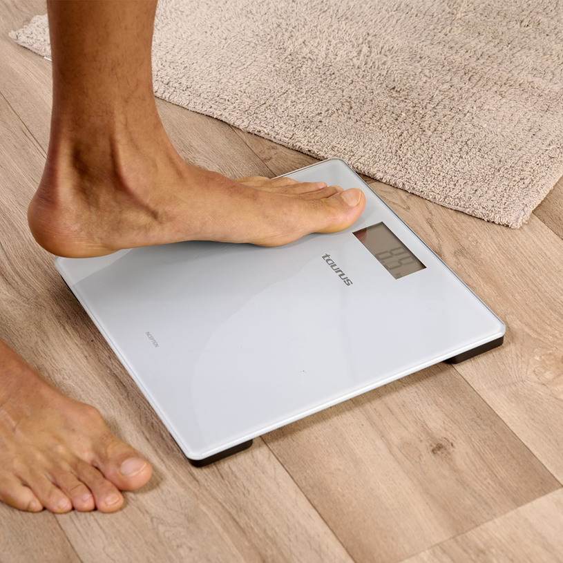 Tempered glass platform with non-slip feet