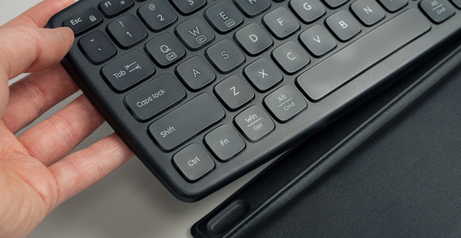 Multimedia keys and backlight